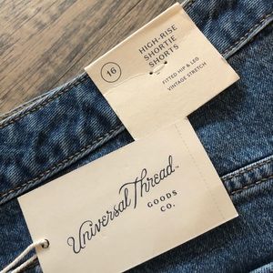 Universal Thread 16 High Rise Shortie Shorts